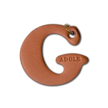 ADOLE 真皮字母黃銅鑰匙圈 G-圓壺型/水滴型