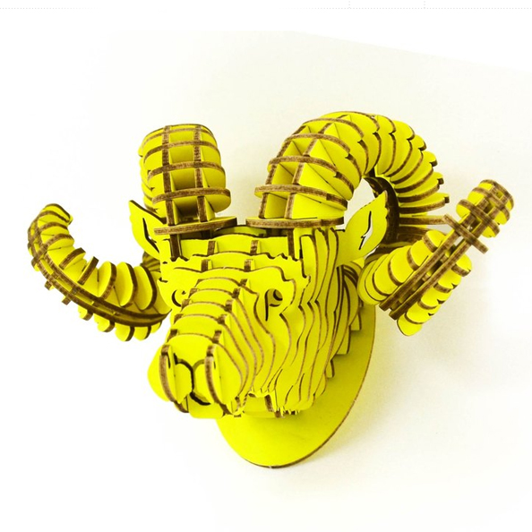 <div>Tenon's Art 坦諾藝術設計</div>

<div>攀岩飛羊掛飾 未組裝 黃色</div>